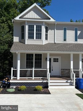Twin Home Duplex