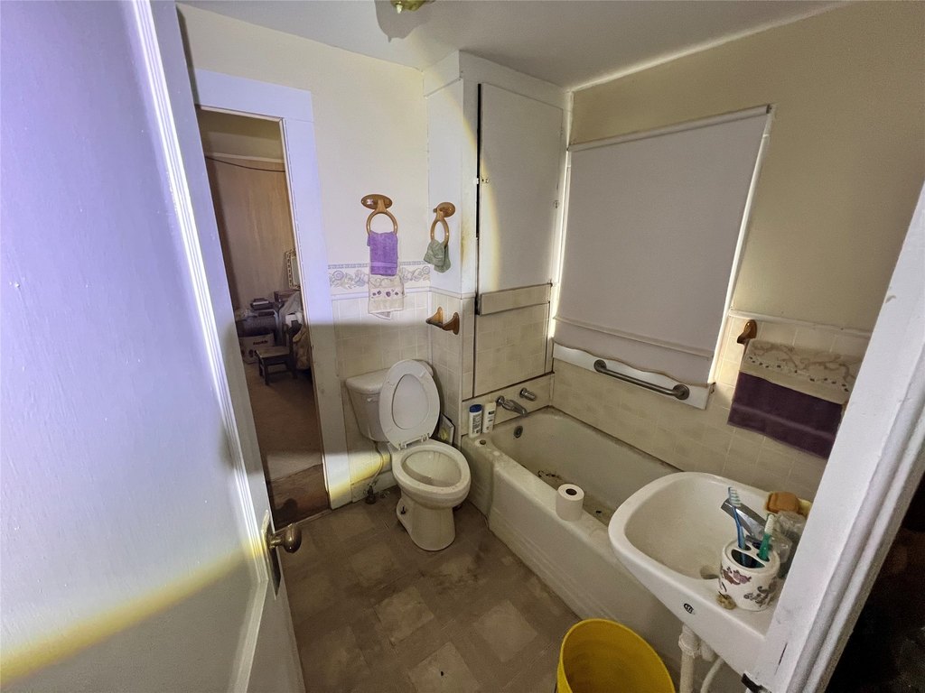 Picture 11