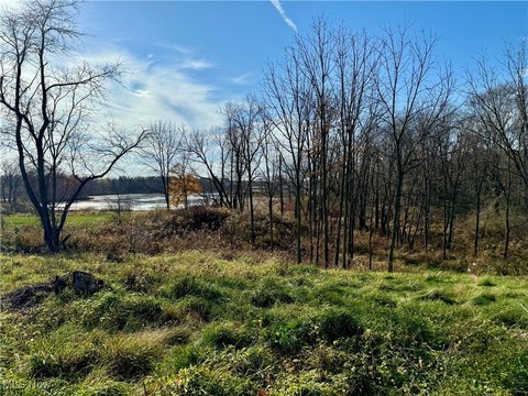 Land, Mogadore, OH