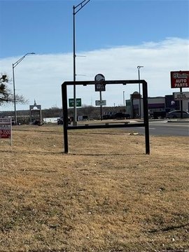 Commercial Corner Lot in Sulphur