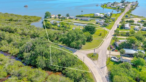 Waterfront Commercial Land in Oak Hill