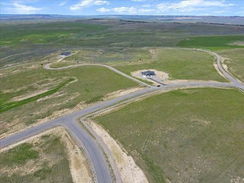 Spacious Land with Mountain Views