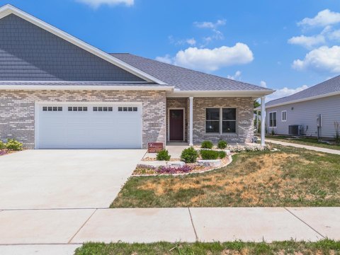 New Fairbury Duplex with Clubhouse