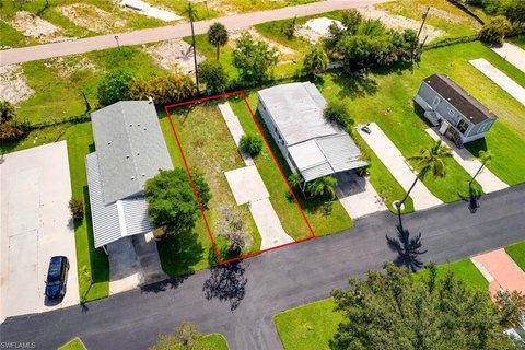 Land, NAPLES, FL