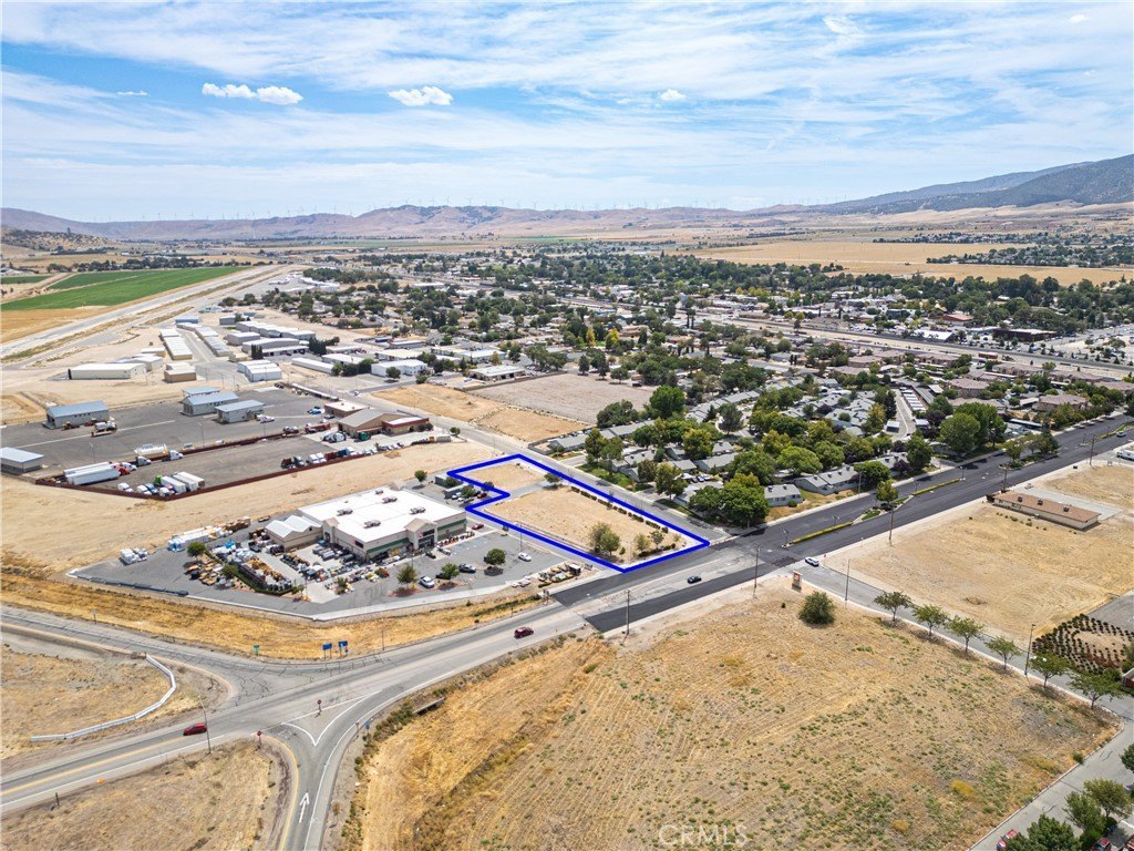 408 N Mill St, Tehachapi, CA 93561