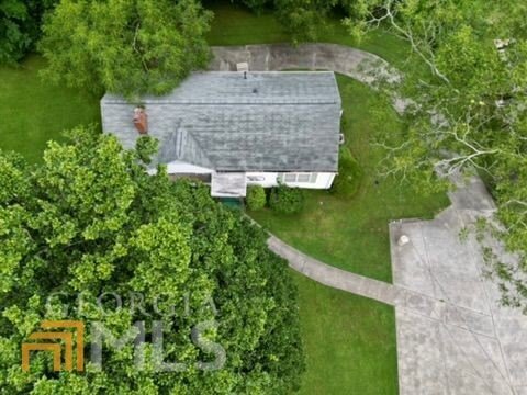 Loganville Office Building For Sale