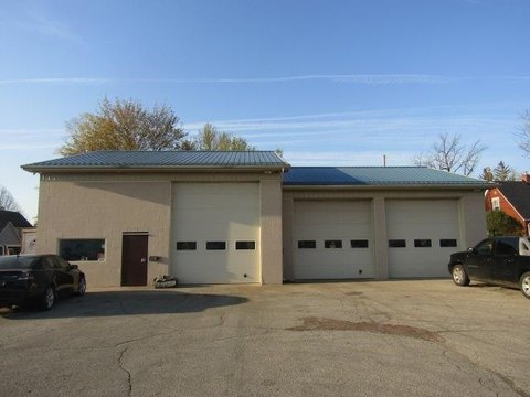 Multi-Use Auto and Office Property