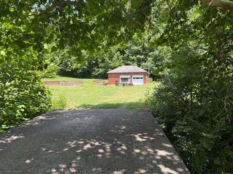 LAND - Gassaway, WV
