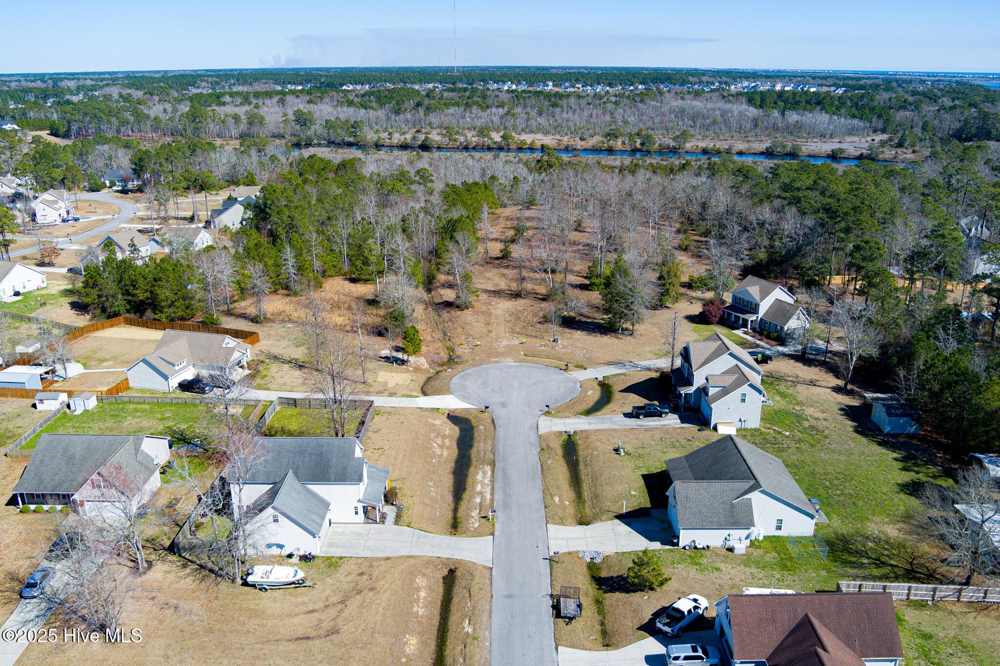Land in King's Harbor