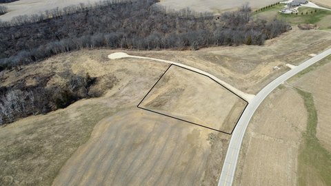 Land, Bellevue, IA