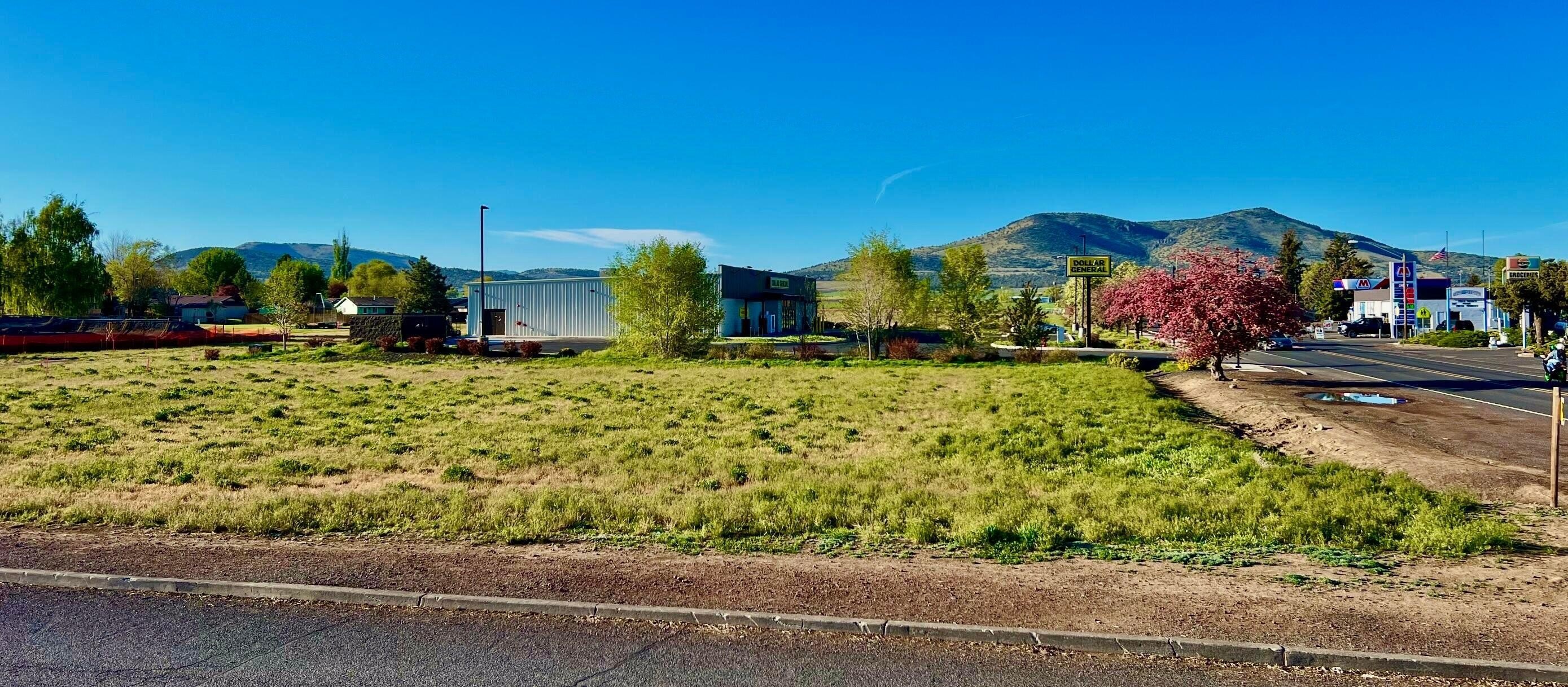Prime Commercial Corner Land