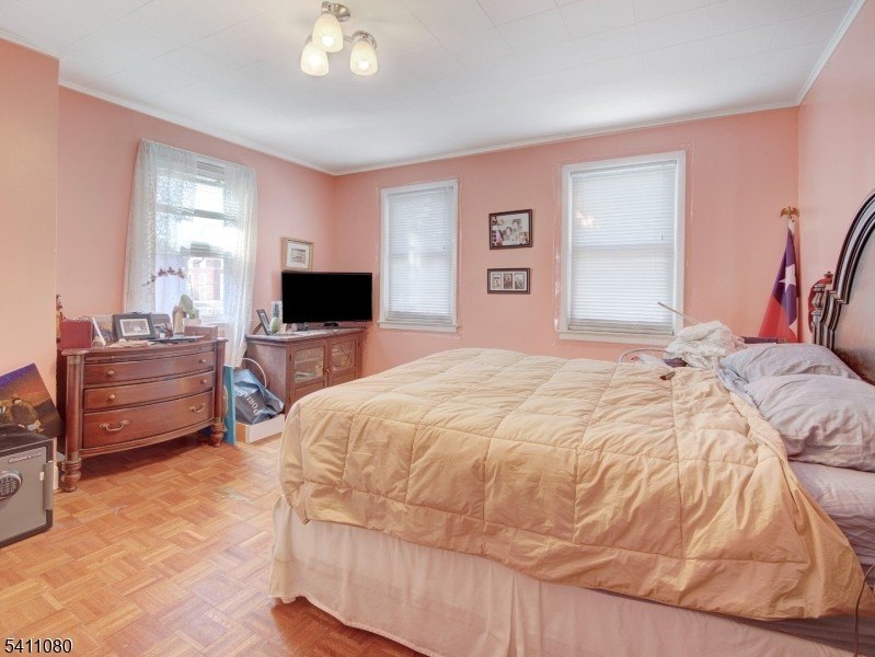 Picture 9