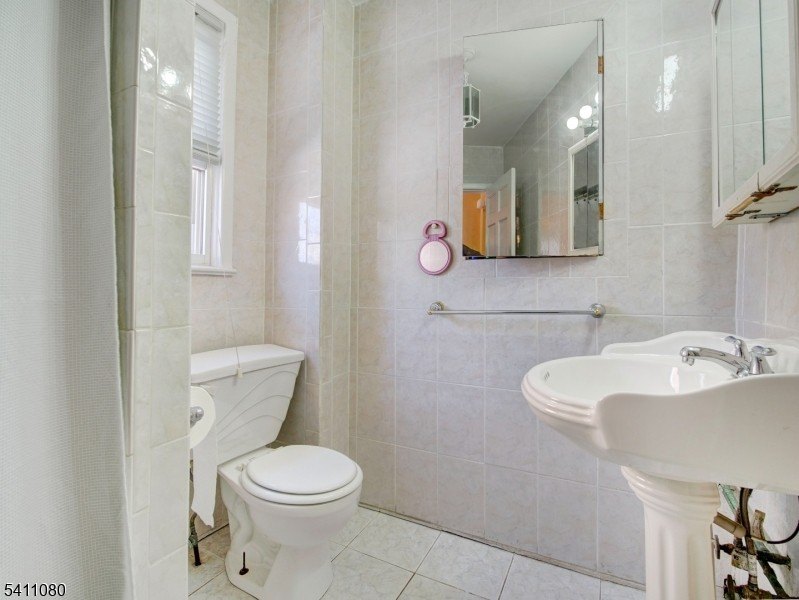 Picture 19