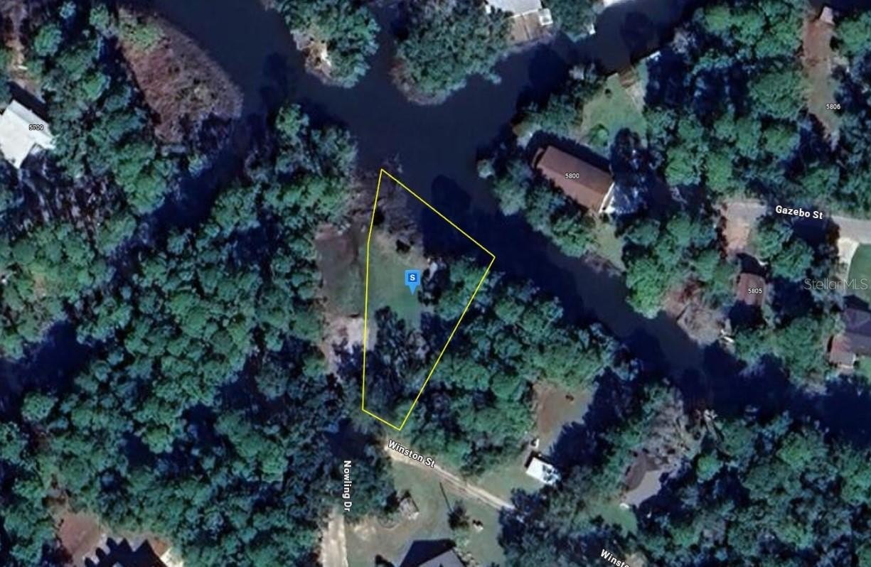 Residential Land in Desirable Neighborhood