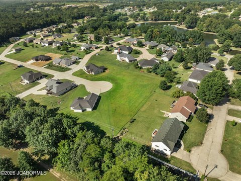 Land, California, MO