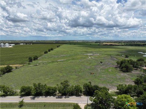 Unrestricted Land in Travis County