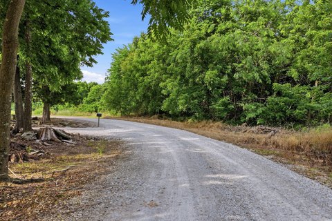LAND - Bolivar, MO