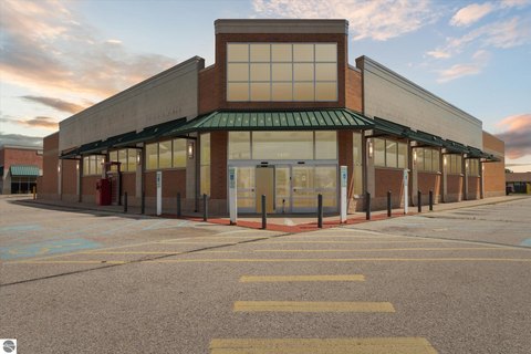 Retail Building with Drive-Through