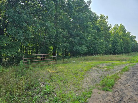 LAND - Mora, MN