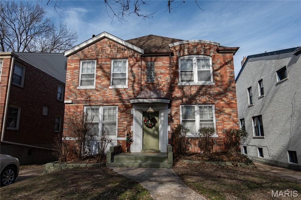Spacious Two-Family Near Delmar Loop