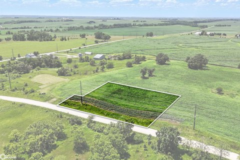 Iowa Countryside Land Parcel