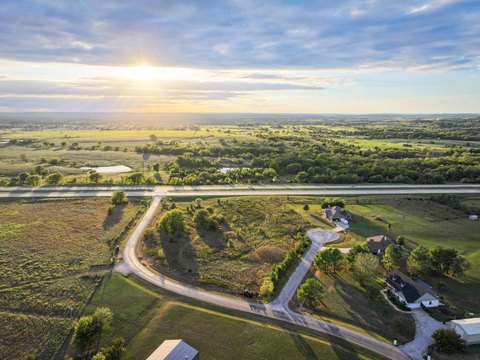 Land, Ramona, OK