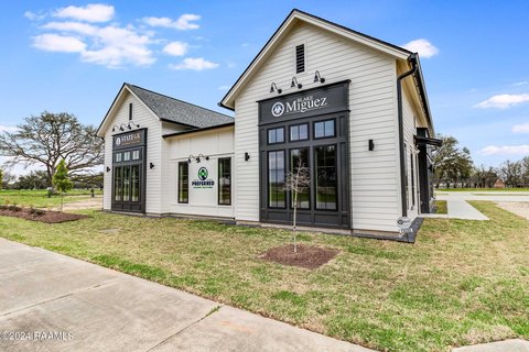 Executive Offices in Lafayette, Louisiana