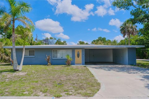 Income-Generating Duplex with Screened Lanai