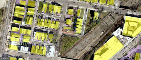 Corner Lot in Strawberry Mansion