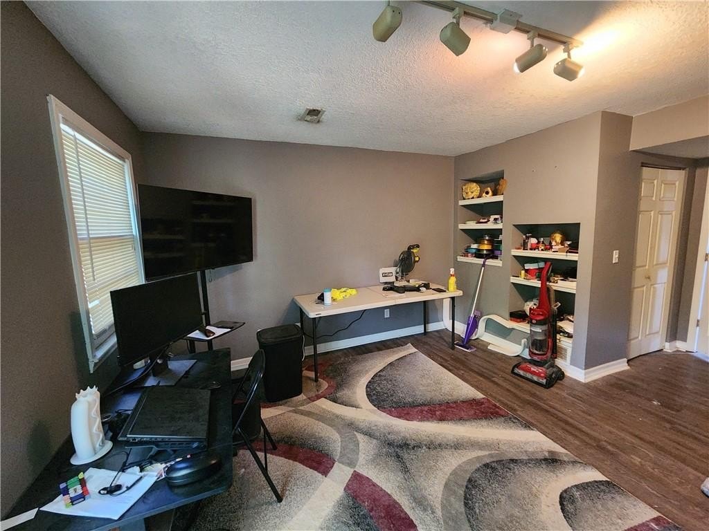 Picture 18