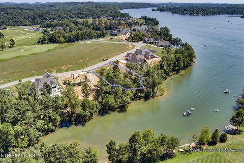 Lakefront Homesite in Serene Cove