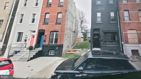 Land, PHILADELPHIA, PA