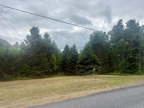 LAND - Fort Kent, ME