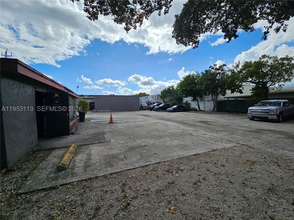 2110 SW 58Th Ave, West Park, FL 33023