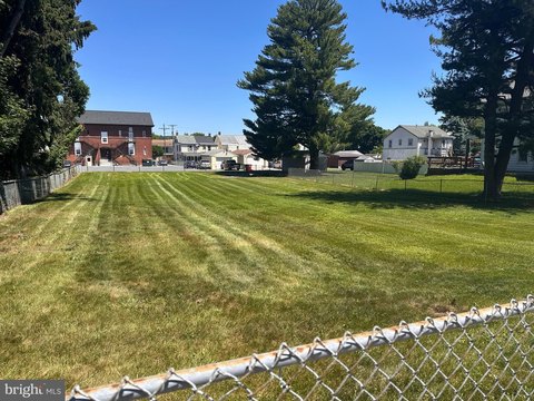 LAND - LEBANON, PA