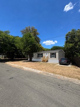 Land, Hewitt, TX
