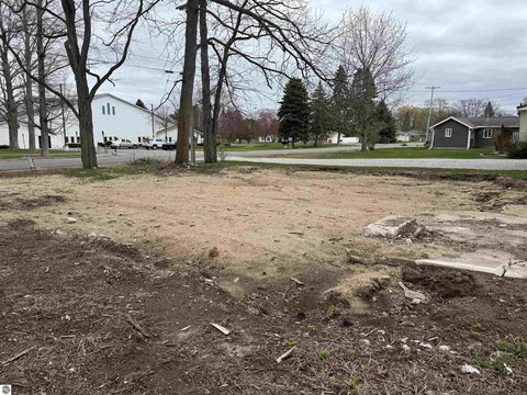 Buildable Lot in Elk Rapids