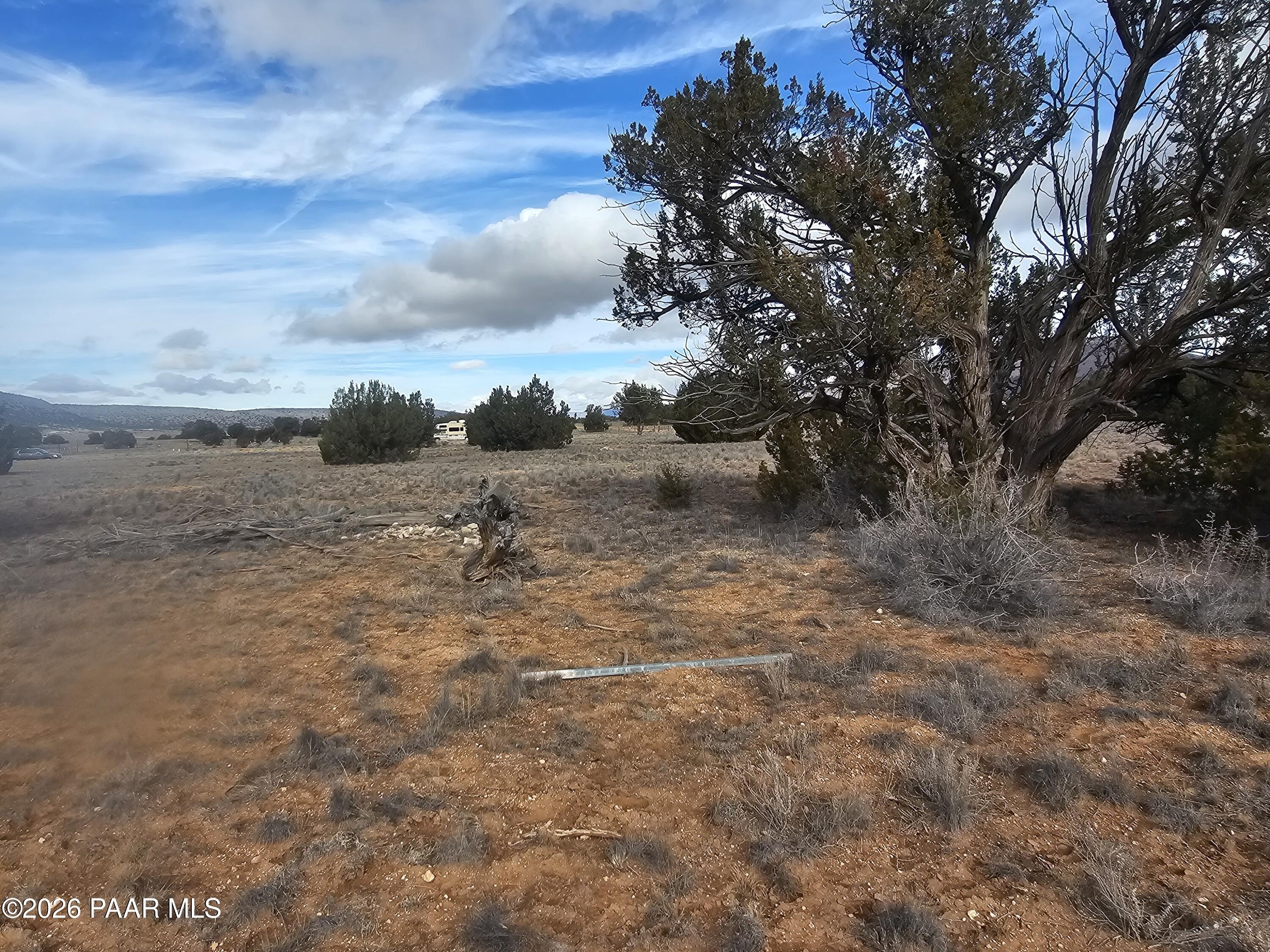 Land in Seligman, Arizona