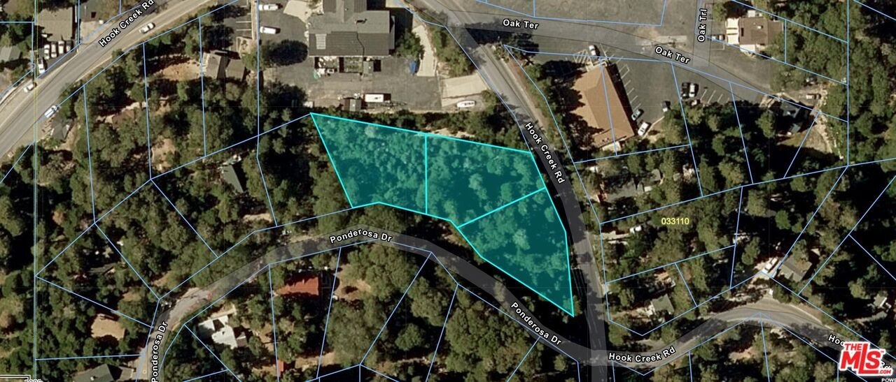 Land in Cedar Glen