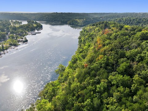 Land, Branson, MO