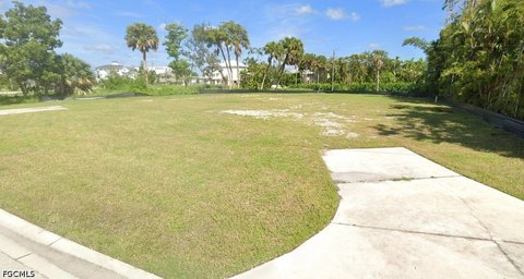 Land, Fort Myers Beach, FL