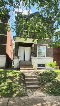 Well-Maintained Duplex Investment