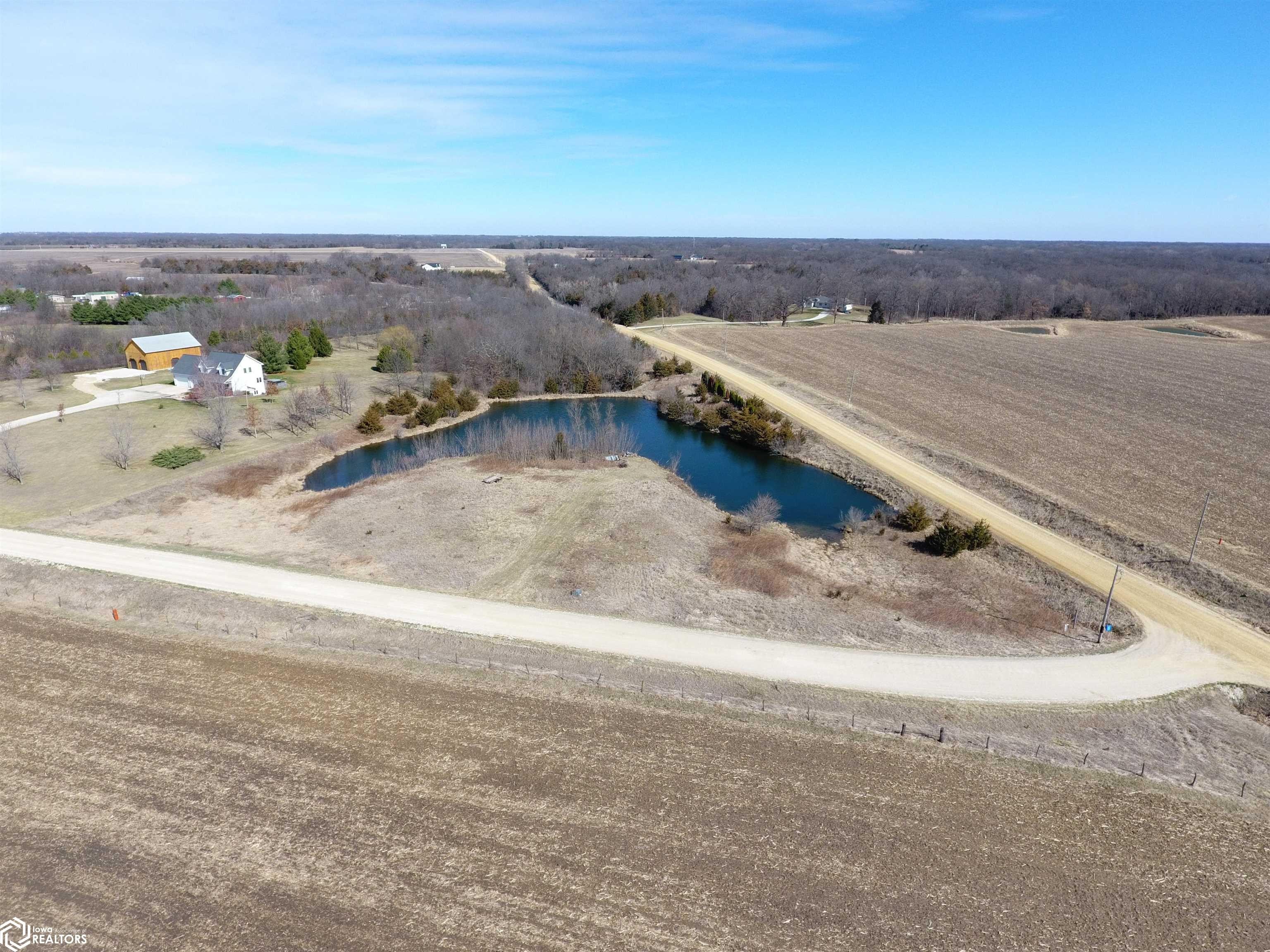 Serene Iowa Land with Pond