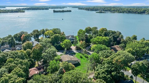 Rare Interior Lot Opportunity