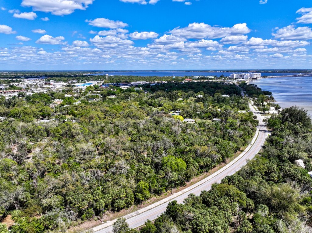 22901 Bayshore Rd, Port Charlotte, FL 33980