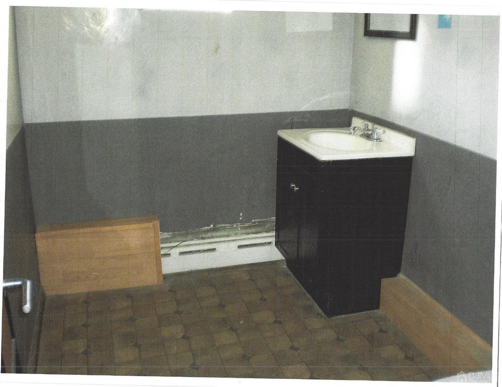 Picture 8