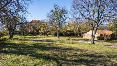 Residential Lot in Historic Mansfield
