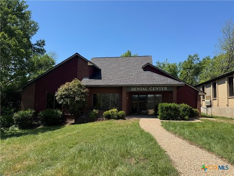 Established Dental Office for Rent