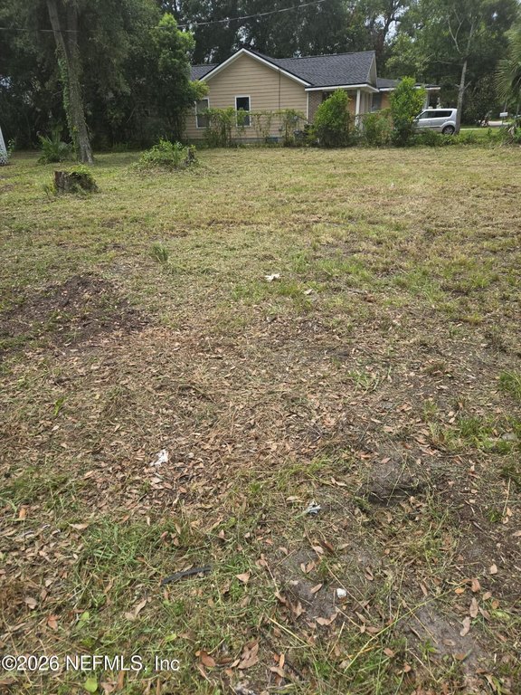 Thelma St, Jacksonville, FL 32206