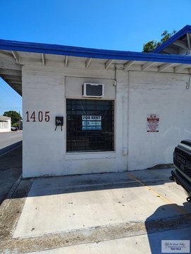 Spacious Retail Unit in Brownsville